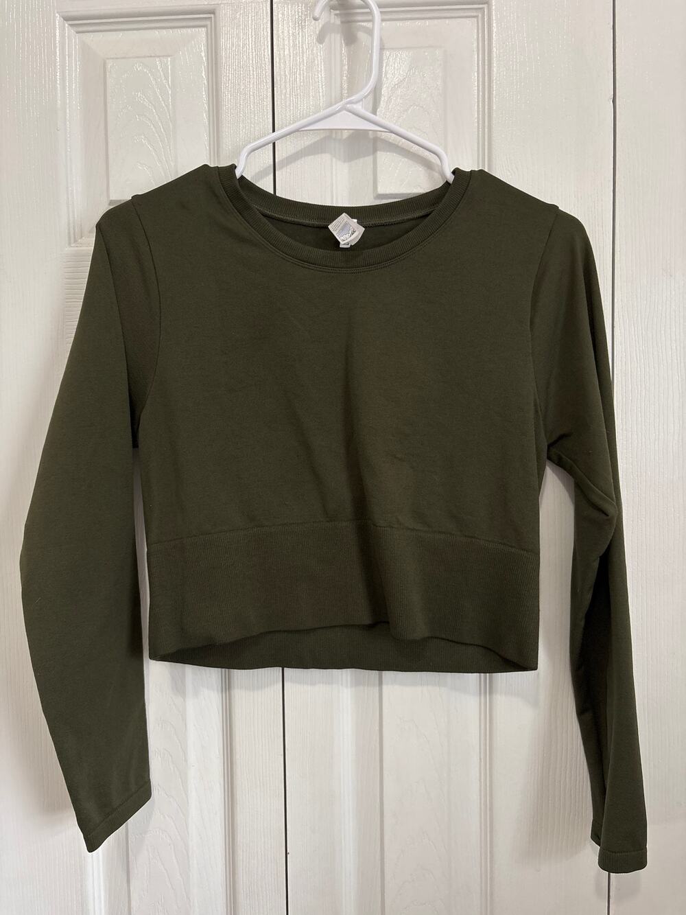Offline Aerie Dark Green Long Sleeve Active Cropped Top Large